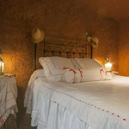 Cave House In Fontanales With Jacuzzi & Views *