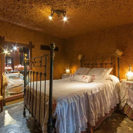 Cave House In Fontanales With Jacuzzi & Views Σπίτι διακοπών *